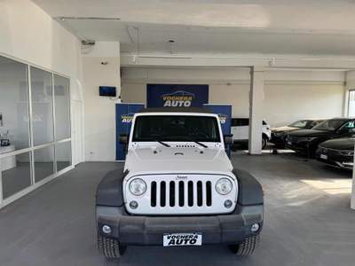 Jeep Wrangler Unlimited 2.8 CRD DPF Rubicon Auto Bianco usata Rivanazzano Terme