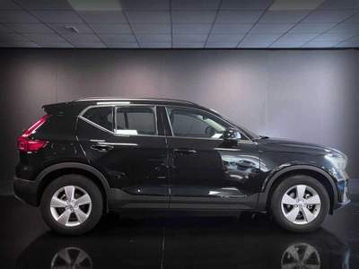 Volvo XC40 T2 automatico Essential Prezzo REALE Nero usata Castelletto Sopra Ticino