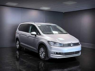 Volkswagen Touran 2.0 TDI 150 CV SCR DSG Business 7 PostiPREZZO REAL Argento usata Castelletto Sopra Ticino