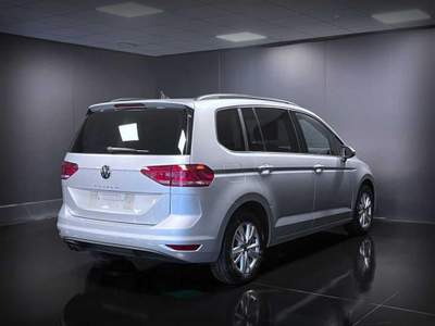 Volkswagen Touran 2.0 TDI 150 CV SCR DSG Business 7 PostiPREZZO REAL Argento usata Castelletto Sopra Ticino