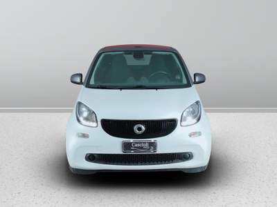 Smart ForTwo III 2015 Cabrio -  Cabrio 1.0 Passion 71cv twinam Bianco usata Mosciano Sant'Angelo