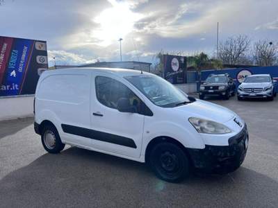 Peugeot Partner 1.6 HDi 90CV FAP L1 2 posti Furgone Bianco usata Nola