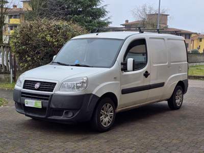Fiat Doblò 1.6 105 CV Maxi passo lungo METANO Bianco usata Cava Manara