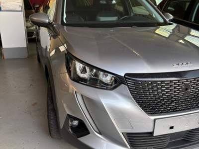 Peugeot 2008 BlueHDi 100 S&S Active Grigio usata Modena