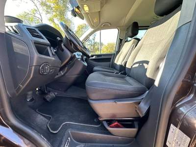 Volkswagen Caravelle 2.0 TDI 150CV DSG  TRENDLINE - IVA ESPOSTA - Marrone usata MILANO