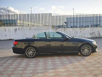 BMW Serie 3 320d d cat Cabrio Futura Nero usata Sassari