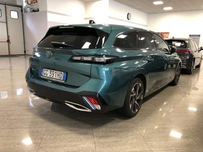 Peugeot 308 PureTech Turbo 130 S&S EAT8 SW Allure Pack Verde usata Bareggio