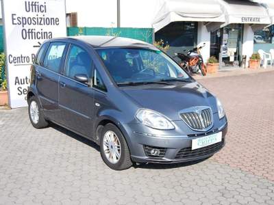 Lancia Musa 1.3 90CV Poltrona Frau AUTOMATICA OK NEOPATENTATO Grigio usata Barzanò