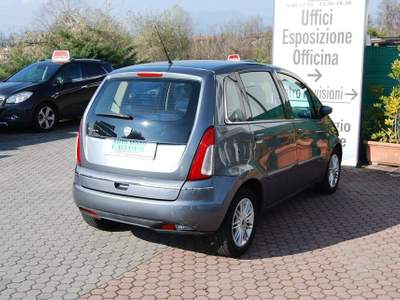 Lancia Musa 1.3 90CV Poltrona Frau AUTOMATICA OK NEOPATENTATO Grigio usata Barzanò