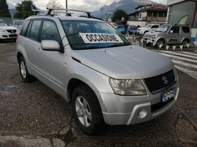 Suzuki Grand Vitara 1.9 DDiS 5 porte Argento usata Tolmezzo