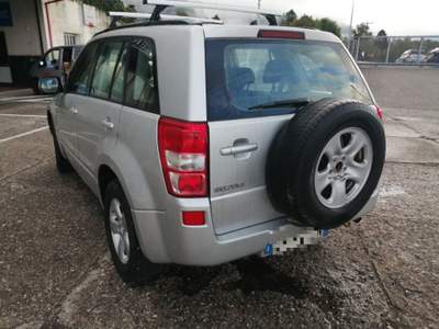 Suzuki Grand Vitara 1.9 DDiS 5 porte Argento usata Tolmezzo