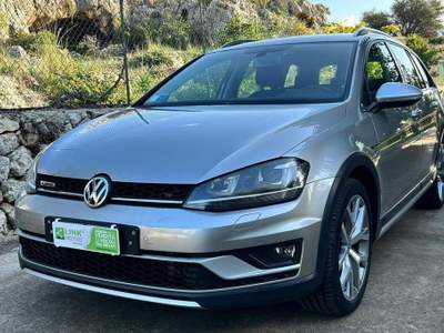 Volkswagen Golf Alltrack 2.0 TDI 184CV DSG 4MOTION Argento usata Siracusa