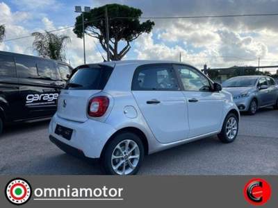 Smart ForFour  Bianco usata Terracina