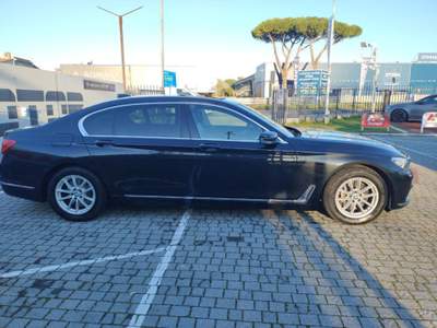 BMW Serie 7 730Ld Ld xDrive Luxury "PERFETTA PER NCC" Nero usata Ciampino