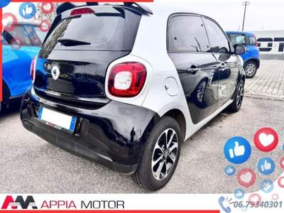 Smart ForFour 70 1.0 Passion Nero usata Ciampino
