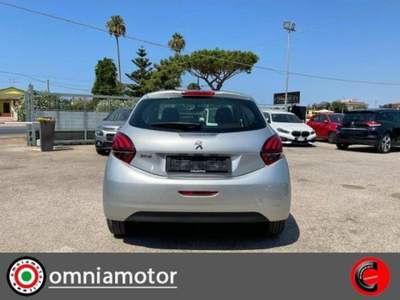 Peugeot 208  Argento usata Terracina