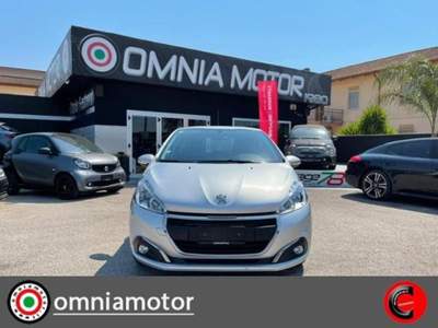 Peugeot 208  Argento usata Terracina