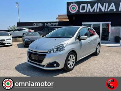 Peugeot 208  Argento usata Terracina