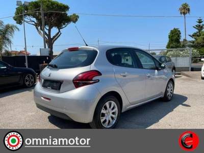 Peugeot 208  Argento usata Terracina