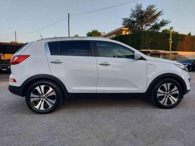 Kia Sportage 2.0 CRDI VGT AWD Class Bianco usata Grottaminarda