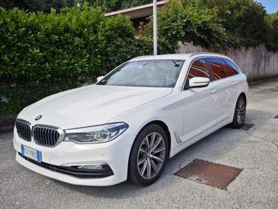 BMW Serie 5 520d d aut. Touring Business Bianco usata Tezze sul Brenta