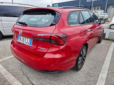 Fiat Tipo 1.6 Mjt S&S SW Lounge Rosso usata Tezze sul Brenta