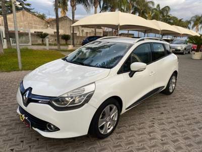 Renault Clio Sporter 1.5 dCi 8V 90CV EDC Bianco usata Giarre Renault Clio Sporter 1.5 dCi 8V 90CV EDC Bianco usata Giarre