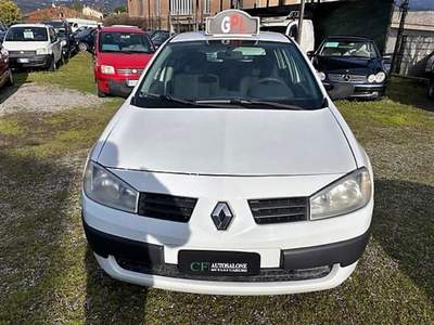 Renault Mégane 1.4 16V 5p. Confort Authentique Bianco usata Lamporecchio