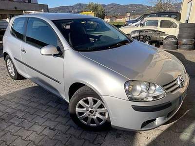 Volkswagen Golf 1.9 TDI 3p. Comfortline Argento usata Lamporecchio