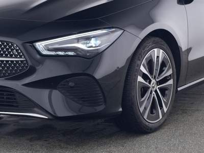 Mercedes-Benz CLA Automatic Progressive Line Advanced Mild Hybrid Nero usata Magenta