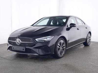 Mercedes-Benz CLA Automatic Progressive Line Advanced Mild Hybrid Nero usata Magenta