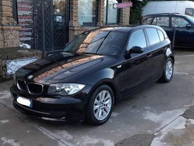 BMW Serie 1 120d 120d 5 porte Futura DPF Nero usata Roma