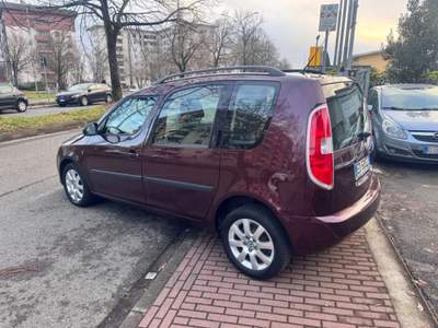 Skoda Roomster 1.2 12V 70CV Style OK NEOPATENTATI Lilla usata Opera