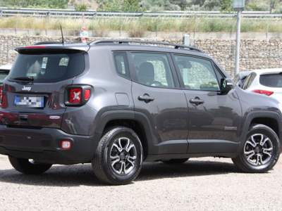 Jeep Renegade 1.6 Mjt 120 CV Business NAV 8.4 Grigio usata Bernalda