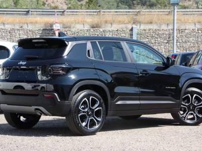 Jeep Avenger 1.2 Turbo MHEV Summit Nero usata Bernalda