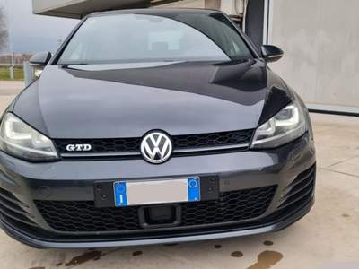 Volkswagen Golf 2.0 TDI DSG 5p. BlueMotion Technology Nero usata Maser