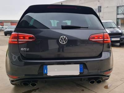Volkswagen Golf 2.0 TDI DSG 5p. BlueMotion Technology Nero usata Maser