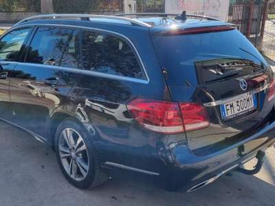 Mercedes-Benz Classe E  Nero usata Fondi