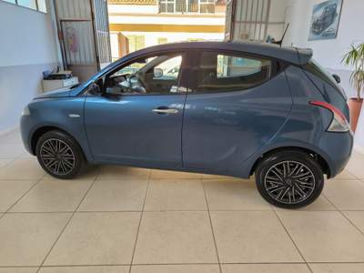 Lancia Ypsilon 1.0 FireFly 5 porte S&S Hybrid Gold Blu/Azzurro usata Nicosia