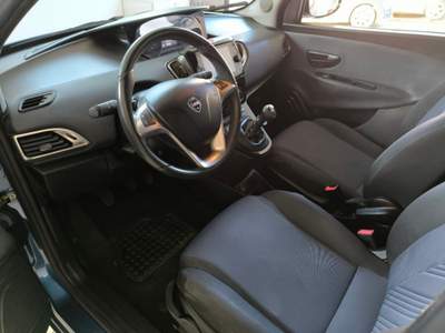 Lancia Ypsilon 1.0 FireFly 5 porte S&S Hybrid Gold Blu/Azzurro usata Nicosia