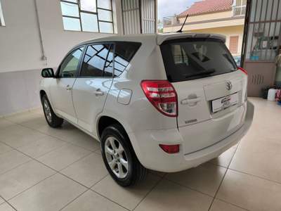 Toyota RAV4 RAV4 2.2 D-4D 150 CV Exclusive Bianco usata Nicosia