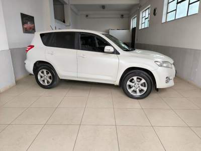 Toyota RAV4 RAV4 2.2 D-4D 150 CV Exclusive Bianco usata Nicosia
