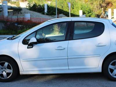 Peugeot 207 1.4 HDi 70CV 5p. Sweet Years Bianco usata Potenza