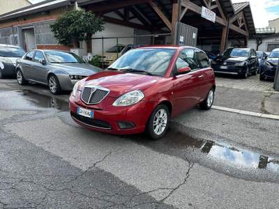 Lancia Ypsilon 1.4 Platino Ecochic GPL (57 kW) Rosso usata Torino