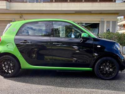 Smart ForFour electric drive Passion, FINANZIABILE Nero usata Roma