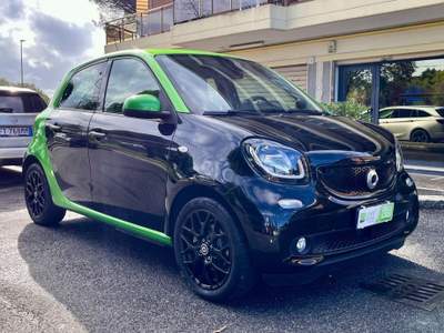Smart ForFour electric drive Passion, FINANZIABILE Nero usata Roma