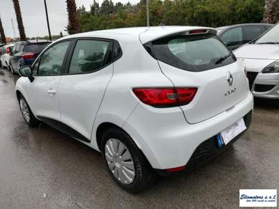 Renault Clio 1.5 dCi 8V 75 CV S&S 5p. Wave Bianco usata Modica