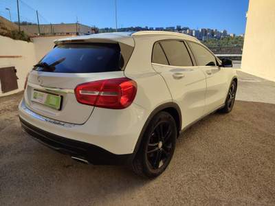 Mercedes-Benz GLA CDI Executive Bianco usata Agrigento