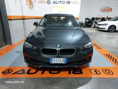 BMW Serie 3 318d d Touring Business Advantage Grigio usata CARAVAGGIO