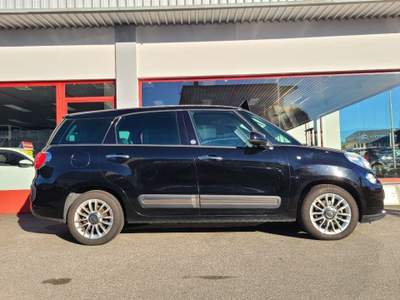 Fiat 500L Living 1.6 Multijet 105 CV Lounge Nero usata Magenta